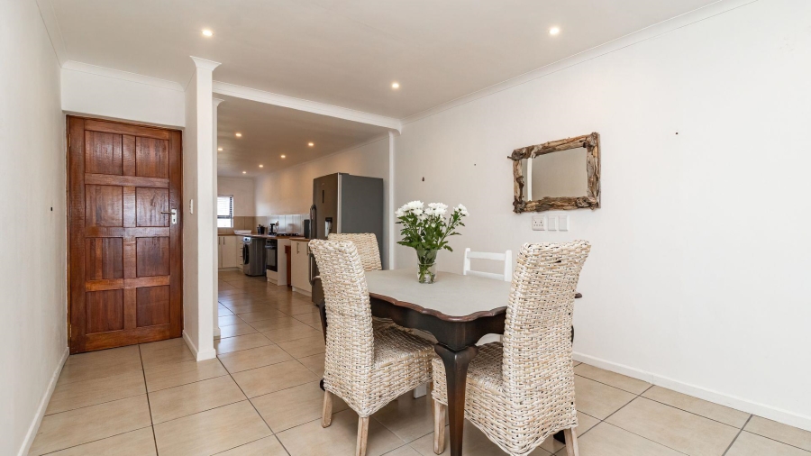 2 Bedroom Property for Sale in De Kelders Western Cape